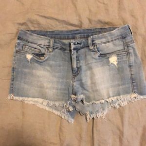 blanknyc light wash jean shorts!